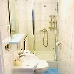 Ziolowa Dolina Bed & Breakfast 3*