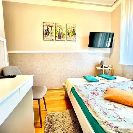 Bed & Breakfast Ziolowa Dolina 3*